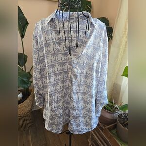Express Slim Fit Portafino Peacock Print Blouse